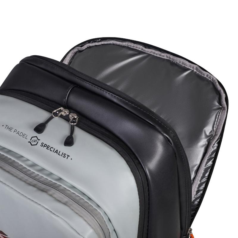 Mochila Bullpadel Paquito Navarro Hack BPM26002 Gris Verdoso