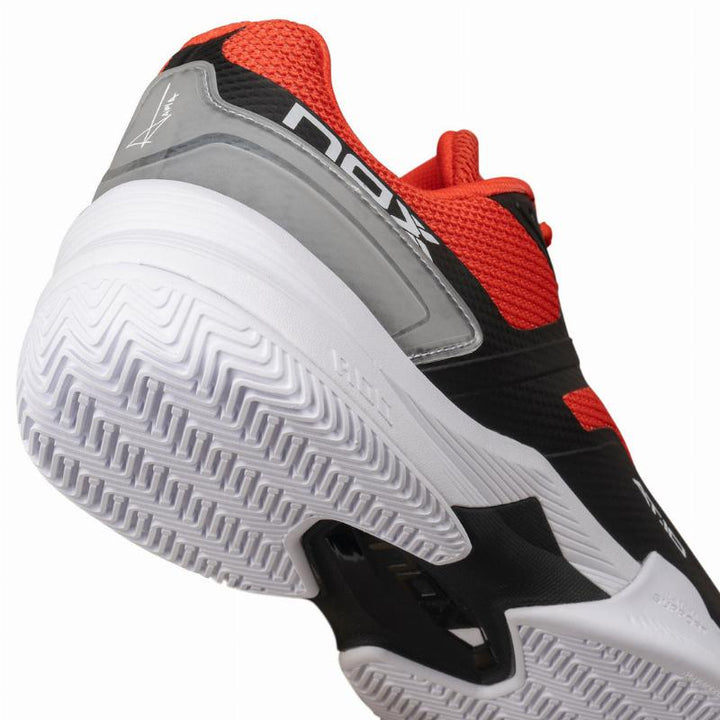 Zapatillas de Padel Nox AT10 Pro Negro Rojo