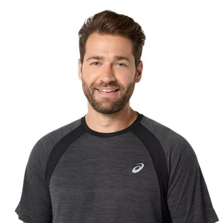 Camiseta Asics Road SS Top Negro