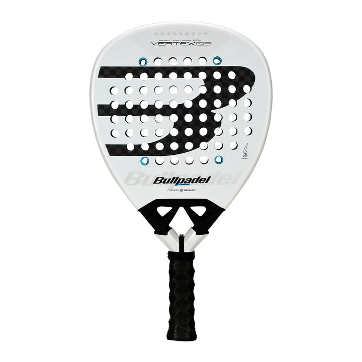 Pala Bullpadel Vertex 05 2026 Juan Tello
