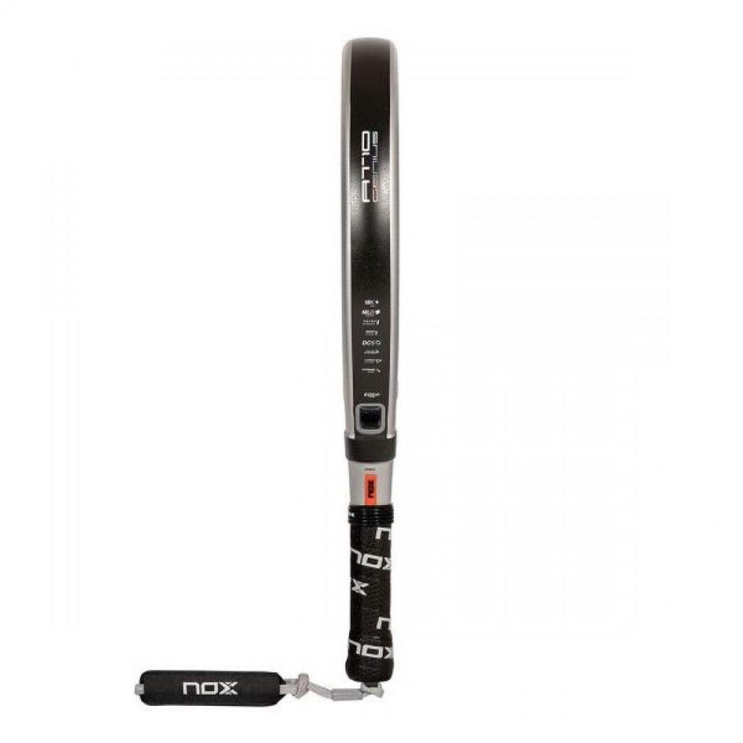 Pala Nox AT10 Genius Agustin Tapia 18K 2024
