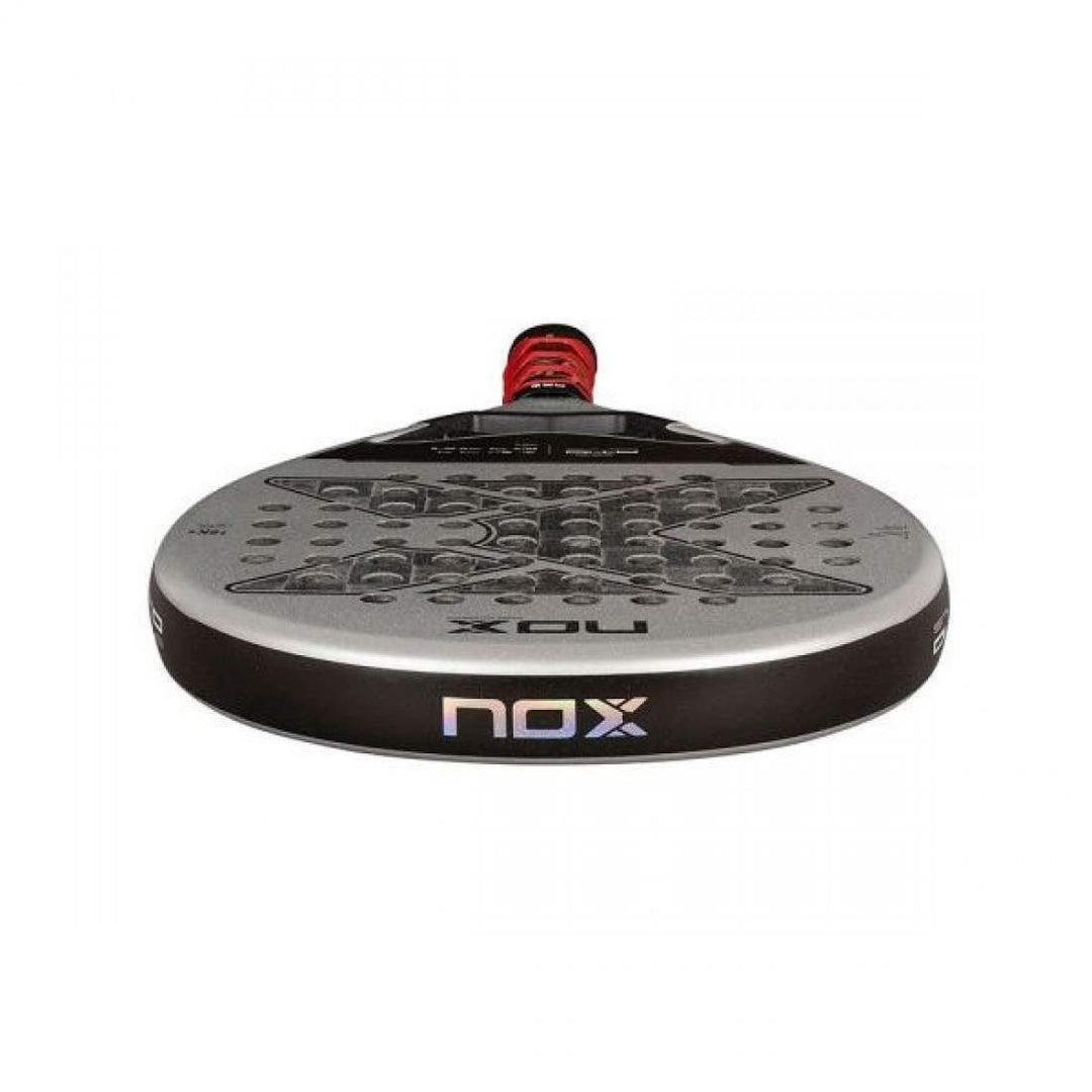 Pala Nox AT10 Genius Agustin Tapia 18K 2024